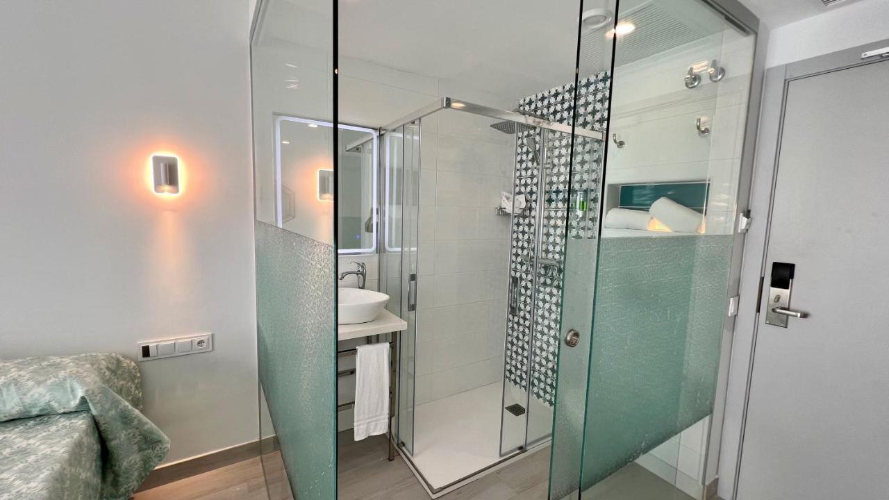 Clopy Rocamar Hotel Benidorm Ngoại thất bức ảnh